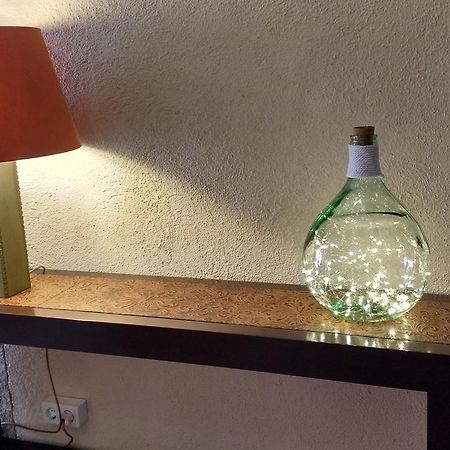 Ca L'Amadeu Hotel Vilanova de Escornalbou Bagian luar foto